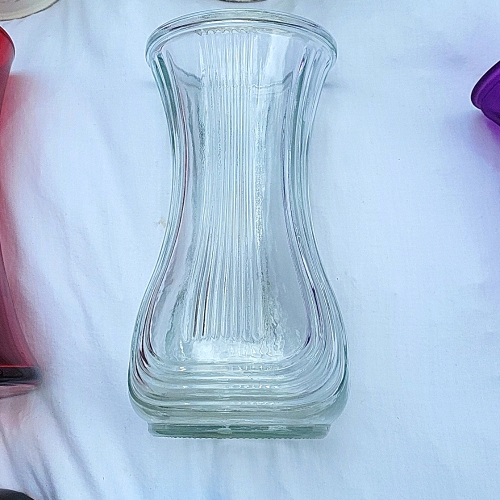 Vintage glass Hoosier vase